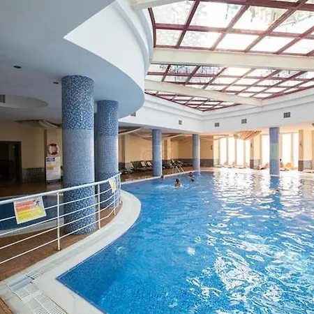 Luxery Goldcity Gold City Hotel 5*