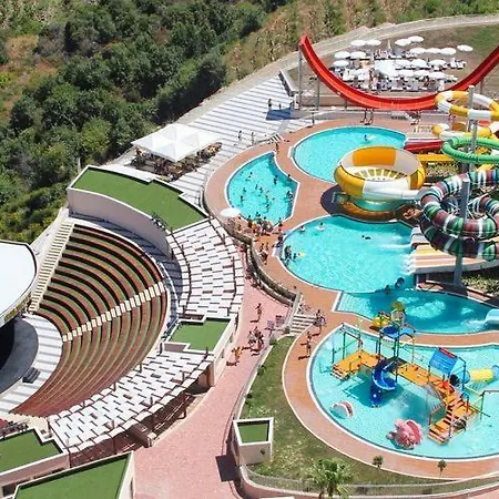 Hotel Luxery Goldcity Gold City